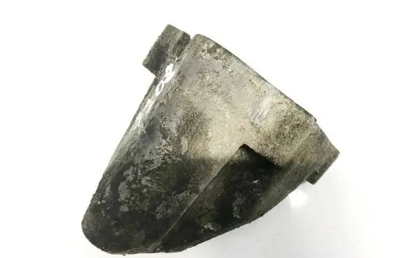Chrysler 300 - 300C Engine mounting bracket