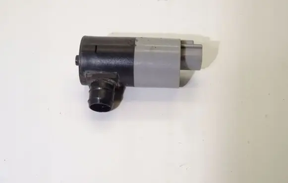 Toyota Auris 150 Windscreen/windshield washer pump 8533002030