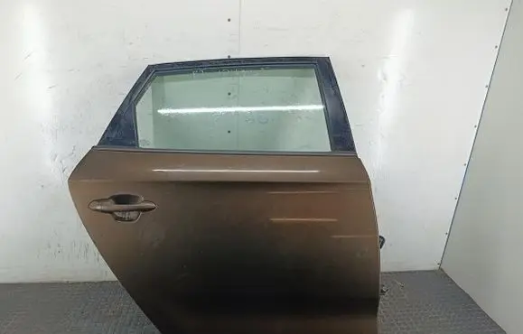 KIA Carens III Rear door K7N