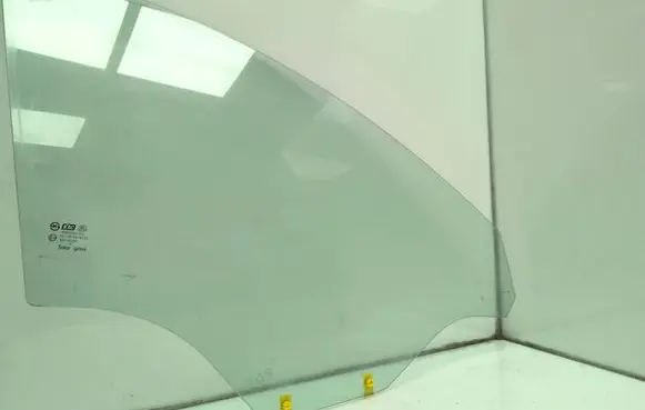 Chevrolet Captiva Front door window glass four-door 43R000382