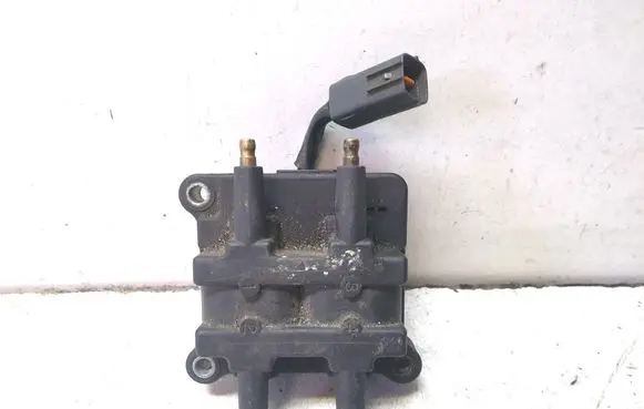 Subaru Impreza I High voltage ignition coil 22433AA430
