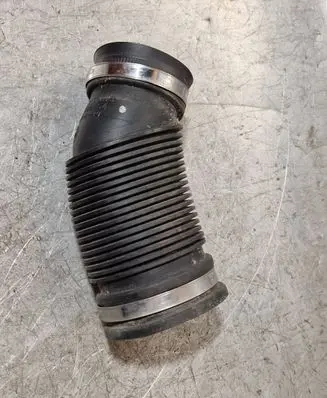 Opel Zafira B Air intake hose/pipe 55355565 329788454