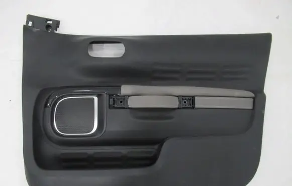 Citroen C4 Cactus Front door card panel trim
