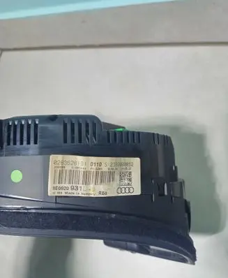 Audi A4 S4 B7 8E 8H Speedometer (instrument cluster) 0263626191 04332392000052
