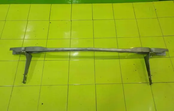 Nissan X-Trail T30 Front bumper foam support bar GORNA