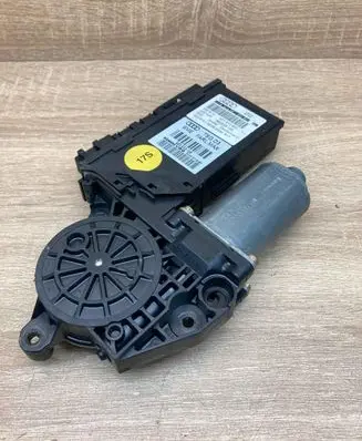 Audi A8 S8 D3 4E Front door window regulator motor 4E2959802 4E1910802