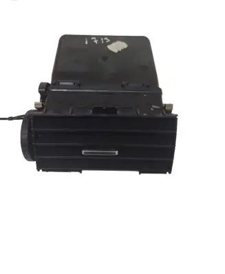 Ford Focus C-MAX Dash center air vent grill 05258004 3M51R014L21 05258002