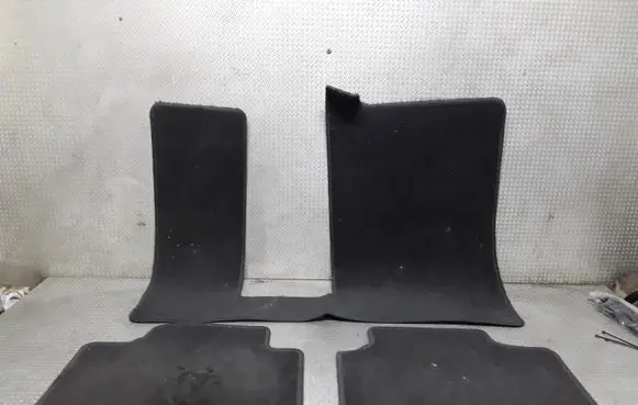 Mitsubishi Grandis Rear floor mat 