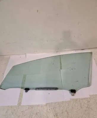 Toyota Prius (XW30) Front door window glass four-door 