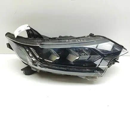 Mitsubishi Outlander Headlight/headlamp 8301D330