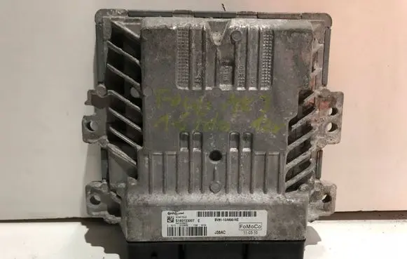 Ford Focus Engine control unit/module ECU BV6112A650NE S180133007 Focus MK3 1.6 TDCI sterownik, komputer silnika