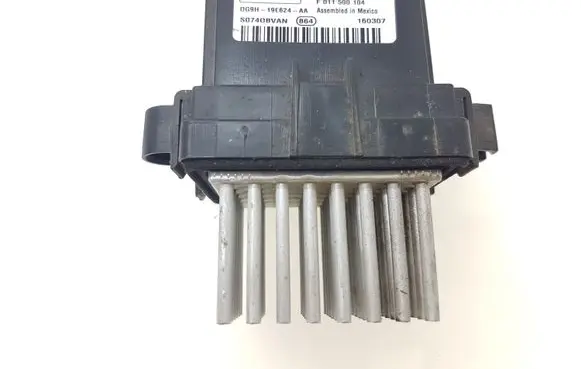 Ford Fusion II Heater blower fan relay DG9H19E624 DG9H19E624AA F011500104