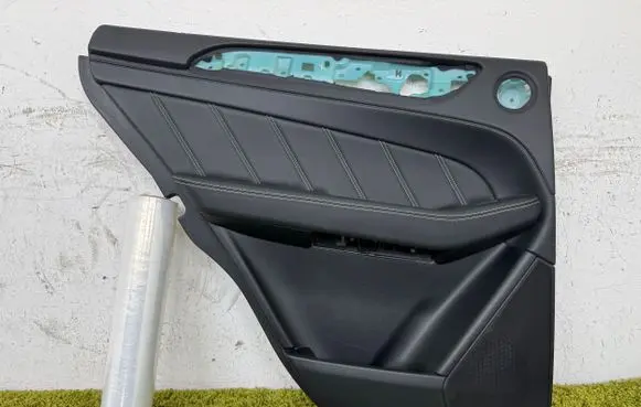 Mercedes-Benz GLS X167 Coupe rear side trim panel a2927303500