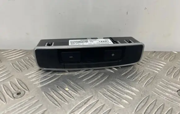 Audi A4 S4 B9 8W Climate control unit 8W0919158