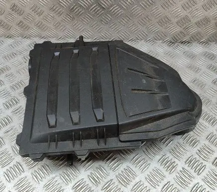 Seat Arona Air filter box 04C129601M 04C129620A