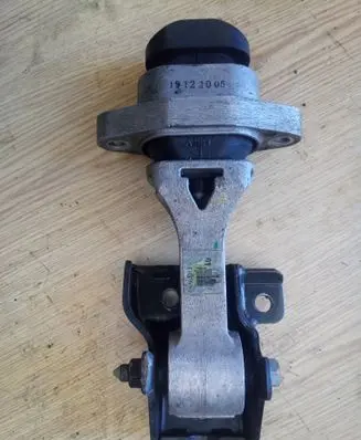 Hyundai Ioniq Gearbox mount