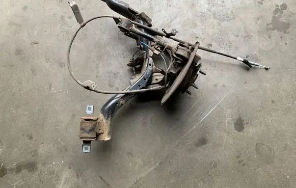 Honda CR-V Rear wheel hub spindle/knuckle