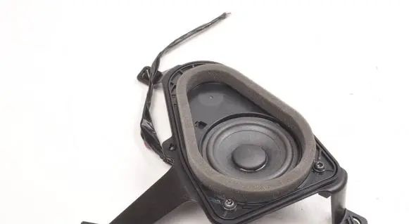 Volvo XC90 Front door speaker 32359876