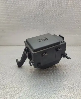 Jaguar XE Fuse module GX7314A076DA
