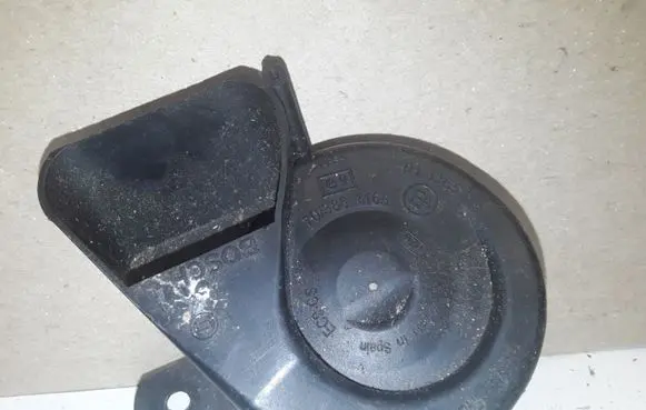 Audi A3 S3 8P Horn signal 703881165 011165
