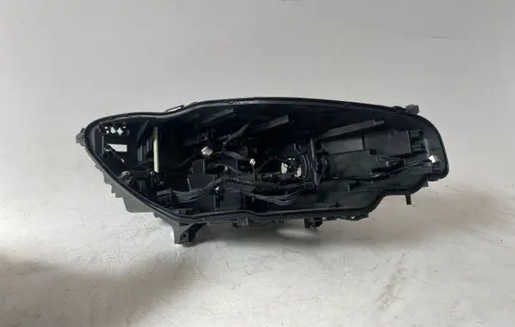 Headlight part