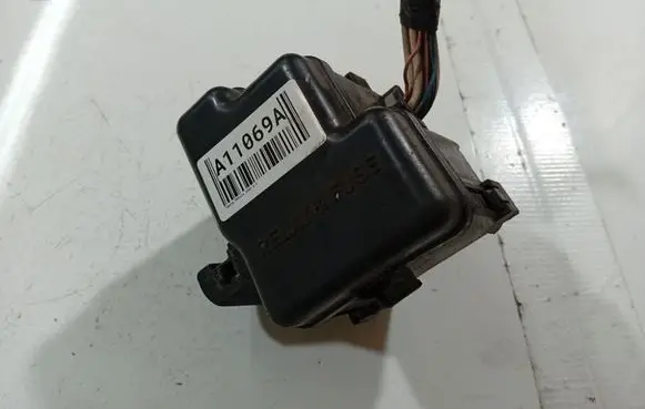 Toyota Previa (XR30, XR40) II Fuse box set 