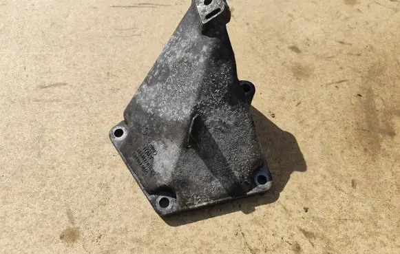 Audi A6 S6 C5 4B Engine mounting bracket 480199307c