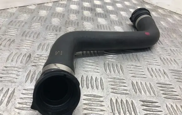 BMW 5 F10 F11 Engine coolant pipe/hose 7789742 PA66GF30