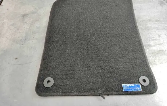 Volvo XC60 Front floor mat 32216565
