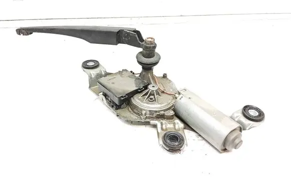 BMW X3 E83 Rear window wiper mechanism 69179070 0390201824 102135
