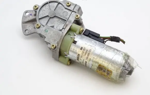 Skoda Superb B5 (3U) Seat adjustment motor 3B0959762AF 0130002527