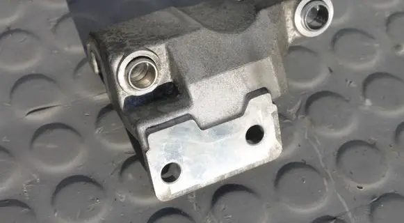 Hyundai i30 Engine mount bracket WSPORNIK-I30-III MOCOWANIE-ALTKA