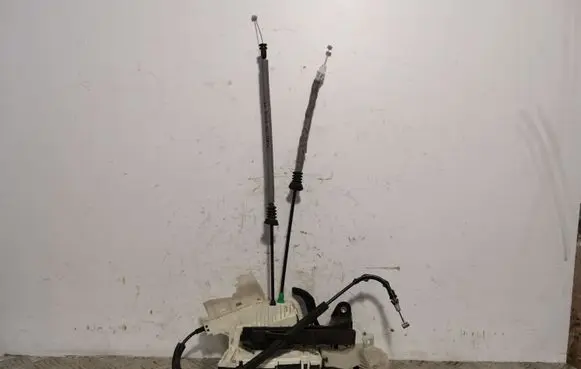Fiat 500X Front door lock P52032067000