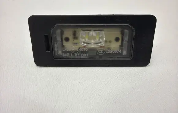 BMW 5 F10 F11 Number plate light 7193293 121161545