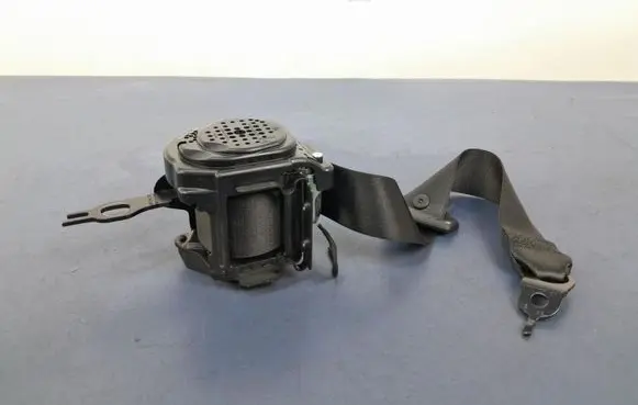 BMW 3 G20 G21 Front seatbelt 636156500