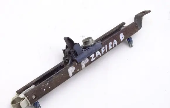 Opel Zafira B Seat belt adjustment rail 13166032