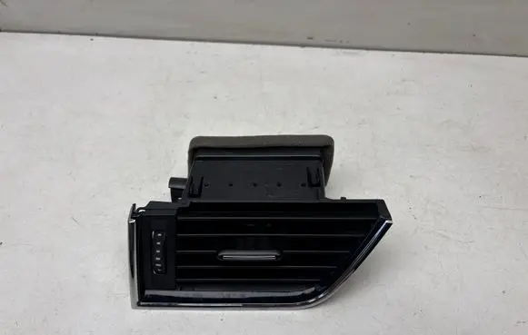 Skoda Octavia Mk3 (5E) Dashboard side air vent grill/cover trim 5E0819701 5E0819701A