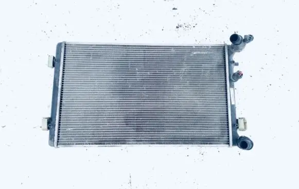Audi TT Mk1 Coolant radiator 1j0121253ad