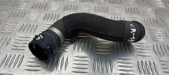 Audi Q5 SQ5 Engine coolant pipe/hose 8R0121101J