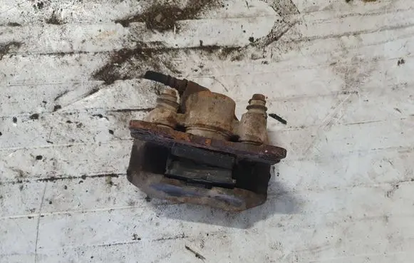 Mitsubishi Pajero Sport I Rear brake caliper NOCODE