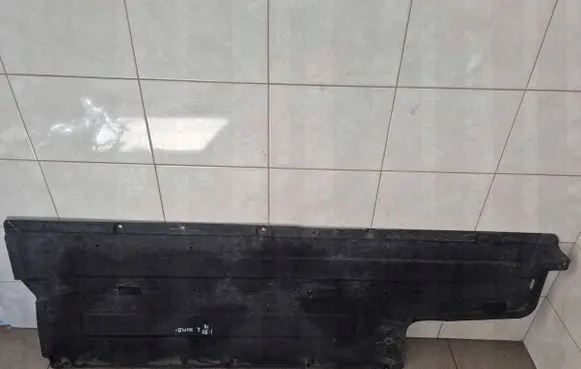 Hyundai i30 Side bottom protection 84135G4100