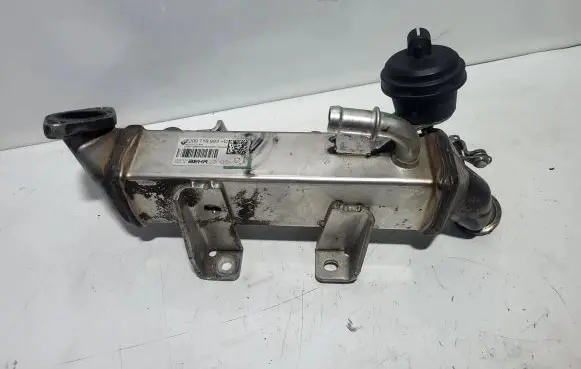 Renault Scenic II - Grand scenic II EGR valve cooler 8200719993 L0281010 H8200620695