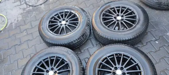 Jaguar F-Pace R18 alloy rim HK831007AA