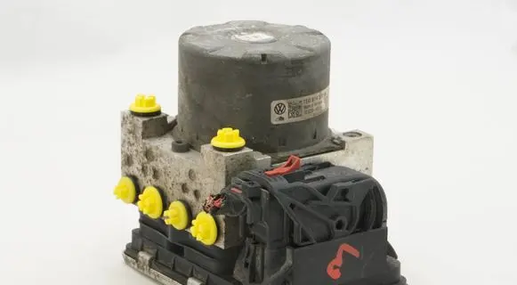 Volkswagen Transporter - Caravelle T6 ABS Pump 7E0614517M 7E0907379P
