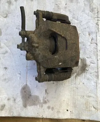 Chevrolet Orlando Front brake caliper