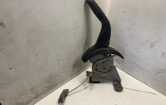 Mitsubishi Outlander Hand brake release handle 
