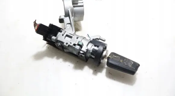Opel Insignia A Ignition lock
