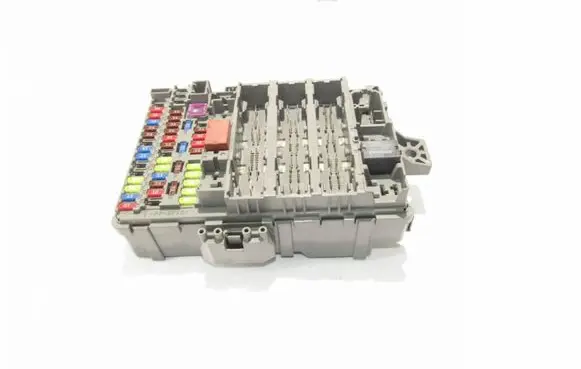 Honda Civic IX Fuse module TV0E210