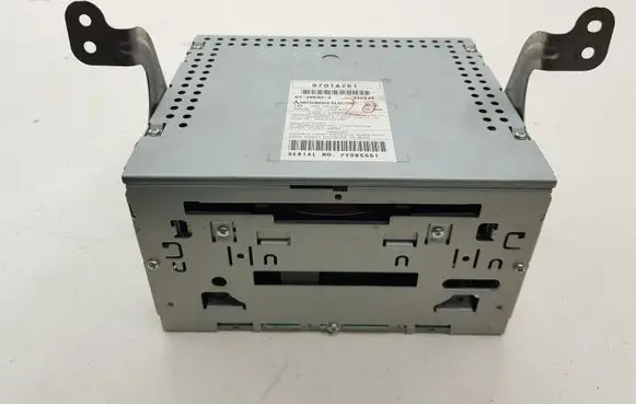 Citroen C-Crosser Radio/CD/DVD/GPS head unit 8701A261 DY3W69U3