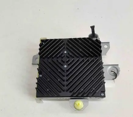 Honda Civic X Sound amplifier 39186TGLG020M1